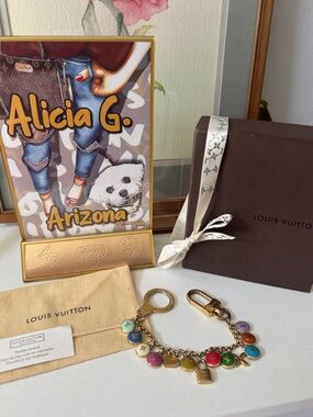 Louis Vuitton Pastilles Key Chain Excellent Condition RARE 13 Charms